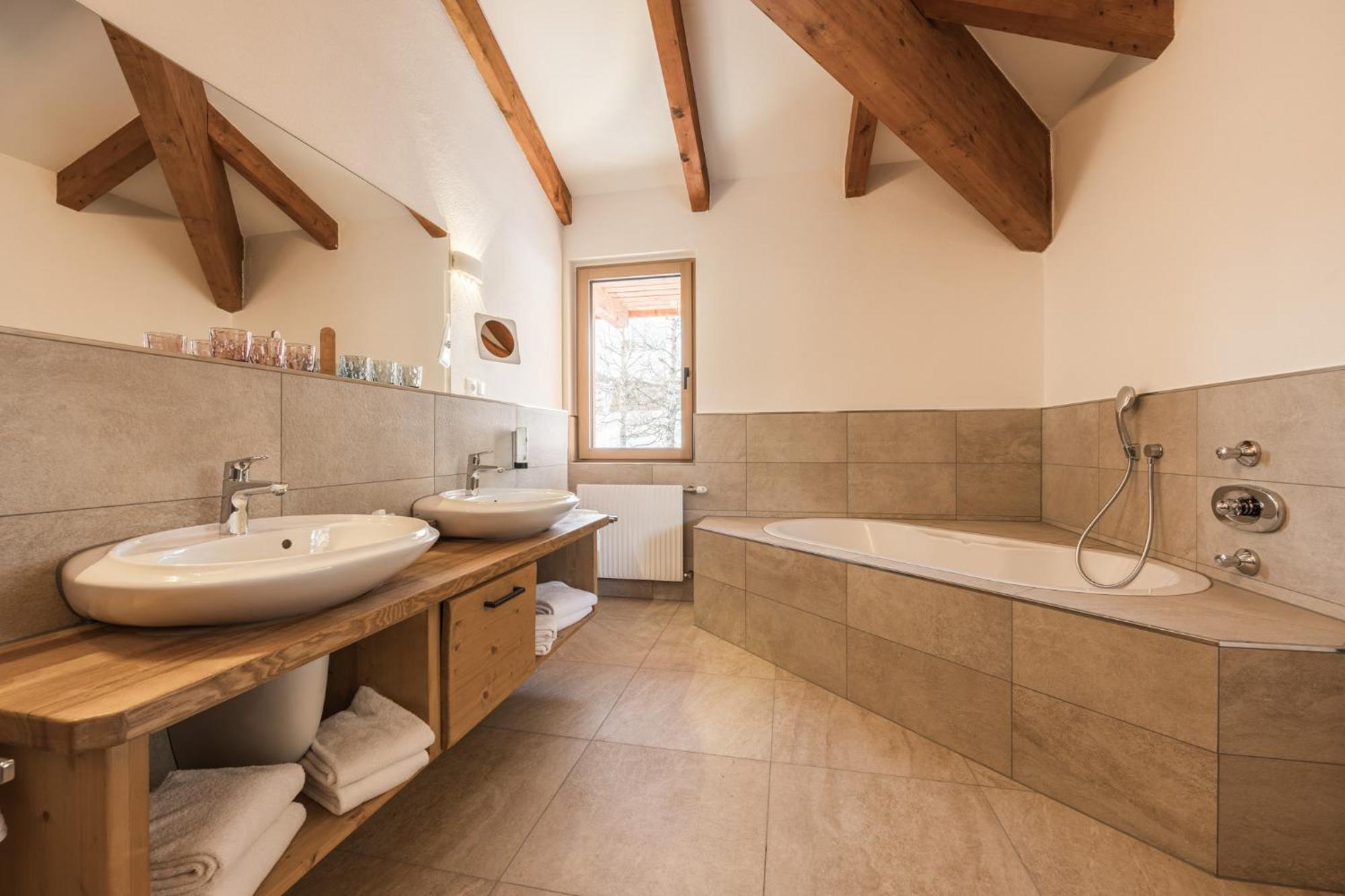 Loewen Chalets Seefeld w Tirolu Zewnętrze zdjęcie